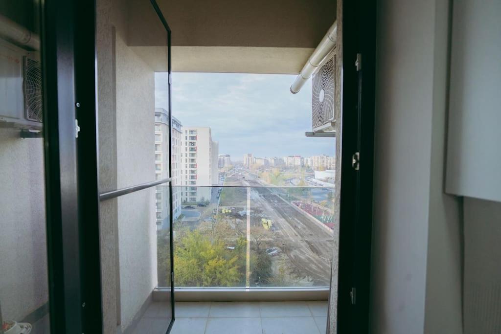 Plaza View Apartment Bukarest